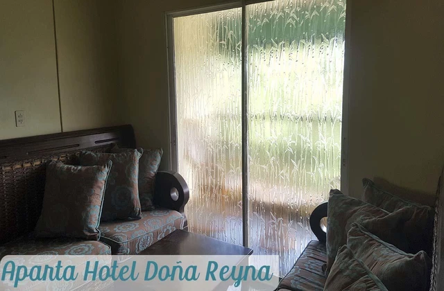 Aparthotel Dona Reyna La Caleta Living